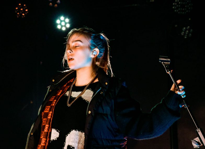 REVIEW: Don’t Smile at Billie Eilish [PHOTOS]