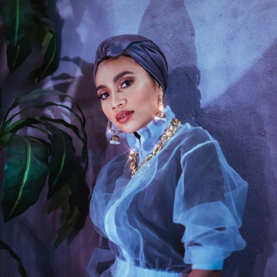 Yuna Debuts “Pink Youth” Video with Little Simz: Watch