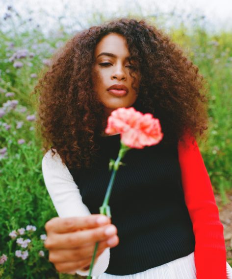 Nicole Bus Delivers Debut Album, ‘KAIROS’: Listen