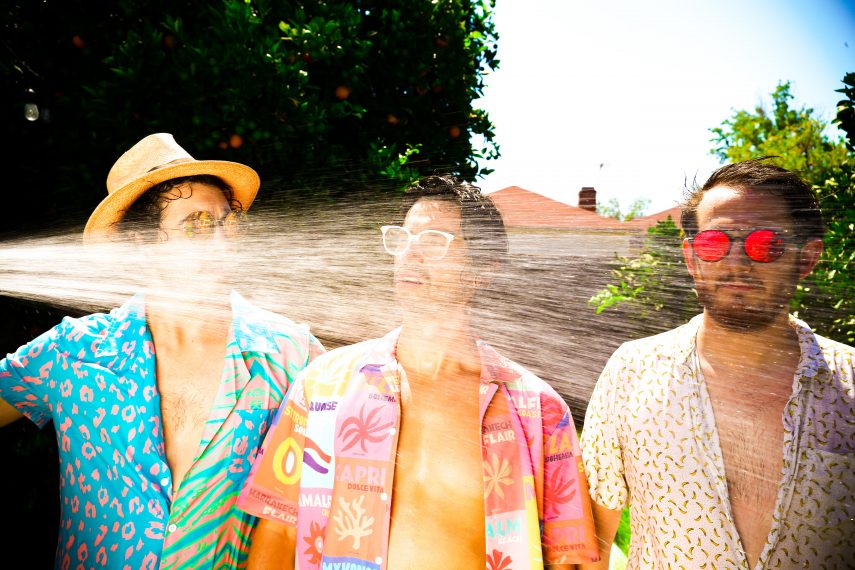 maumaumau get your feet wet