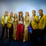 Los Ángeles Azules and Belinda by César Larenaudie