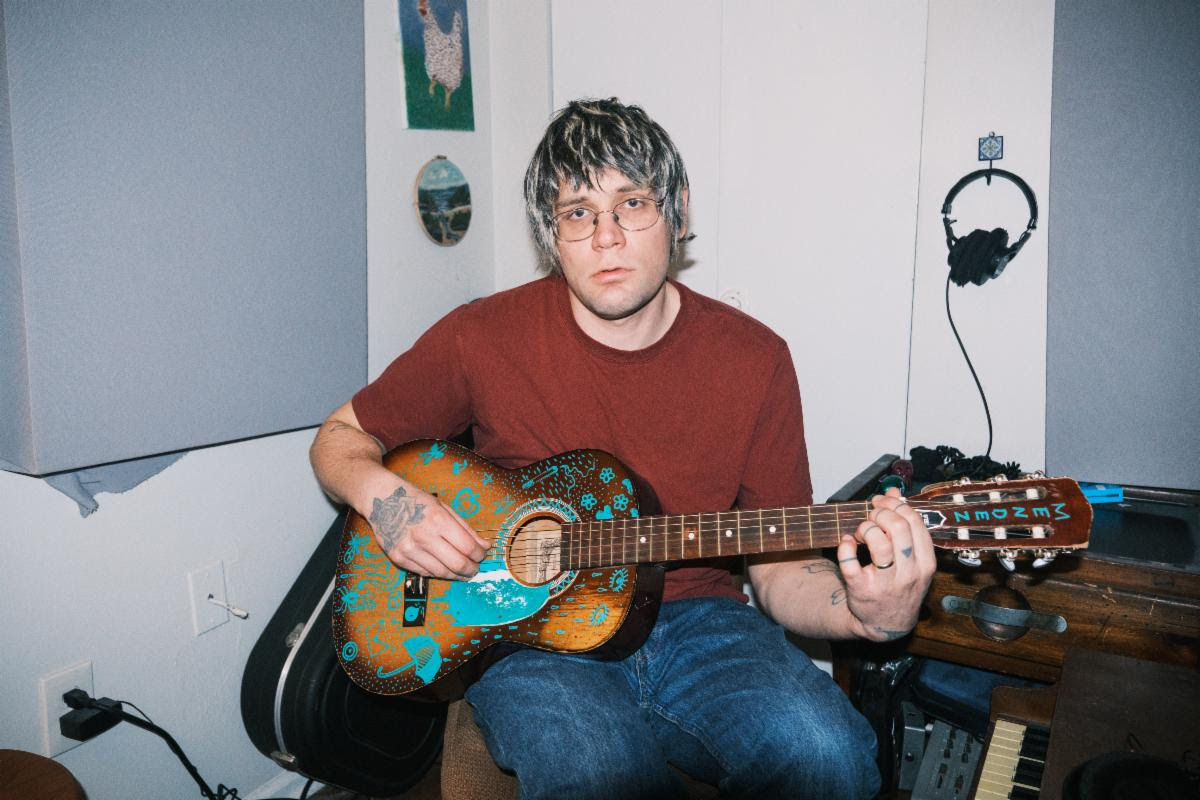 Greg Mendez shares “No Evil,” Tour starts June 10th at Songbyrd